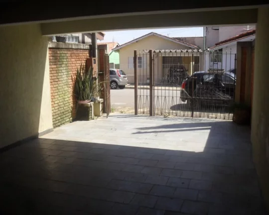 Imagem Casa para Venda em Atibaia, Jardim Alvinopolis, 2 dormitórios, 1 suíte, 2 banheiros, 2 vagas