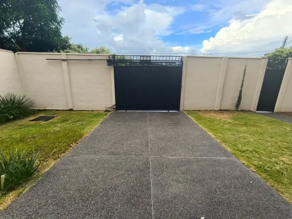 Imagem Otimo Sobrado 3/4 C Suite No Jardim Vitoria Com Area Gourmet