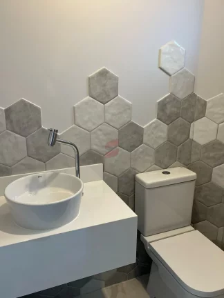 Imagem CASA com 3 dormitórios à venda por R$ 1.320.000,00 no bairro Centro - PINHAIS / PR