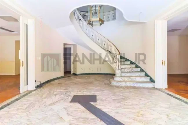 Imagem Casa Comercial para Locação em São Paulo-SP, no Jardim América: 10 Salas, 5 Banheiros, 20 Vagas de Garagem, 835m² de Área