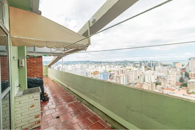 Imagem Cobertura à venda em Porto Alegre, Centro Histórico, com 1 quarto, 98m²