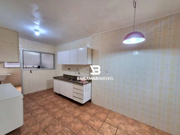 Imagem PITANGUEIRAS - UMA QUADRA DA PRAIA , LOCALIZAÇÃO ESPETACULAR , GARAGEM NO PRÉDIO, CONDOMÍNIO BAIXO.