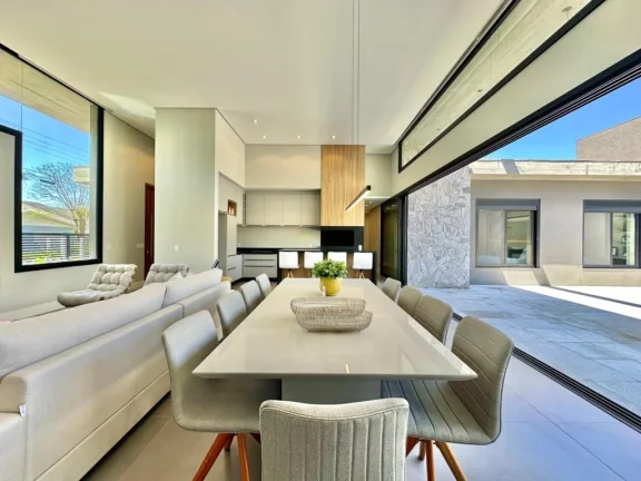Imagem Casa 4 Dormitórios - Bairro Atlantida