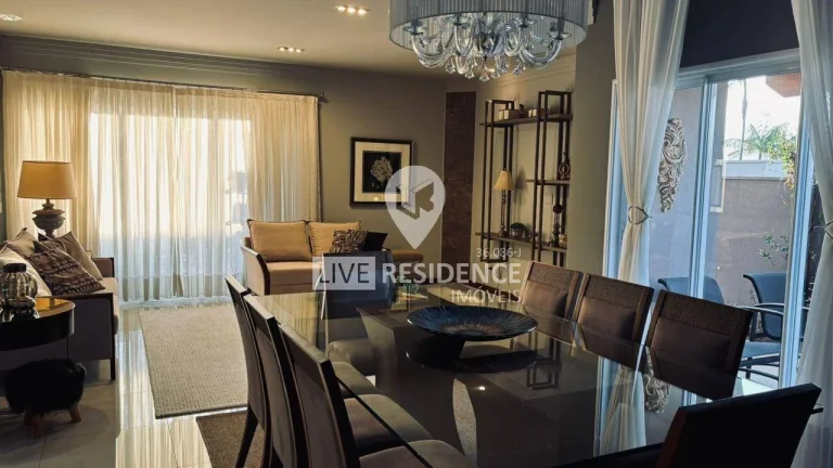 Imagem Casa Impecável à Venda - Santa Cruz | R$ 2.700.000