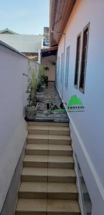 Imagem Casa para Venda em Limeira, Jardim Planalto, 3 dormitórios, 1 suíte, 2 banheiros, 3 vagas