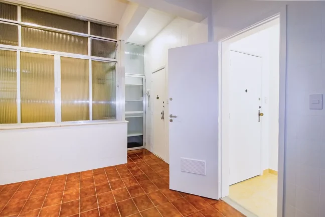 Imagem Apartamento Botafogo - 91M², 3 Dorms, Salão de Festas, Brinquedoteca, Playground, Área Verde.