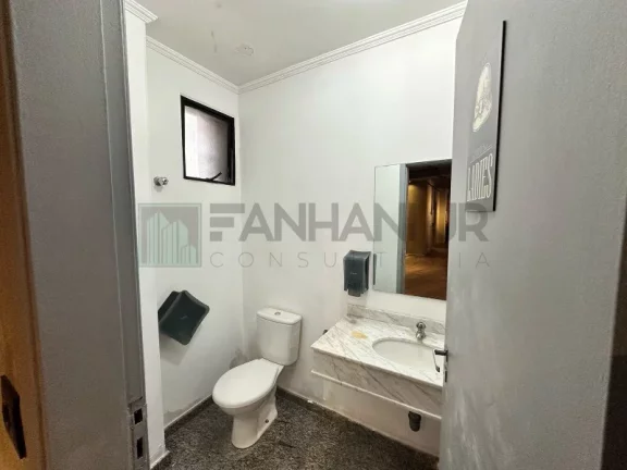 Imagem Sala Comercial em Condomínio para Locação na Vila Olímpia, São Paulo-SP: 4 salas, 2 vagas, 150m²!