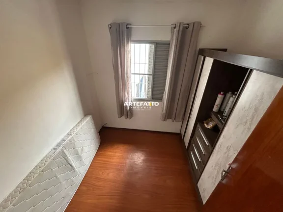 Imagem Excelente casa com ponto comercial a pouco metros do metrô