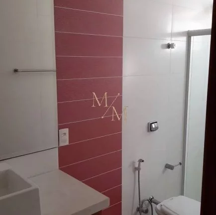 Imagem Belíssima Casa Sobresposta Alta, no Campo Grande em Santos