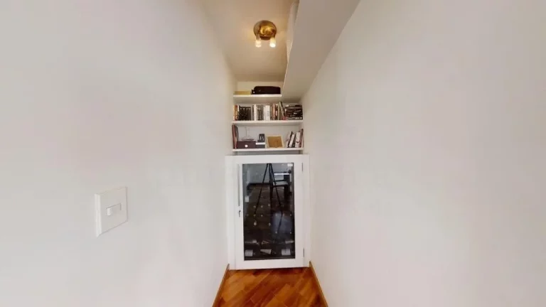 Imagem Apartamento a  venda na Vila Madalena com 03 quartos (1 suíte) e 2 vagas, 96m2.