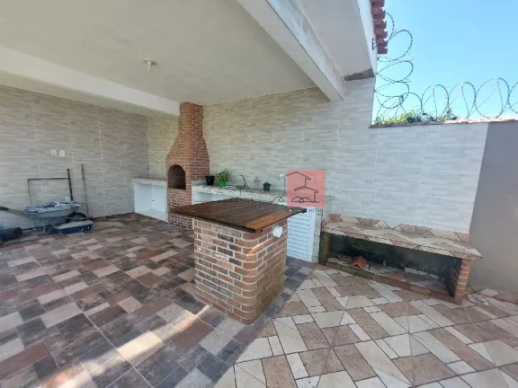 Imagem Casa para Venda em Maricá/RJ - 3 Dorm. 514 m2 Área Útil