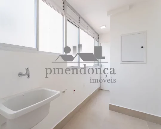 Imagem Apartamento reformado à venda na Vila Romana, 2 quartos e 1 vaga, 92m2