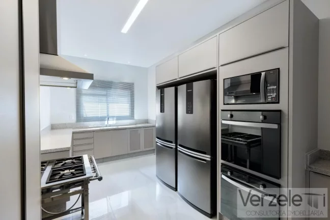 Imagem Apartamento 3 dormitórios para Venda em Balneário Camboriú / SC no bairro Centro