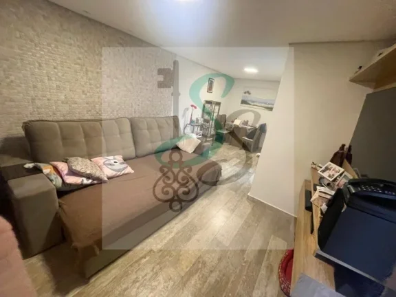 Imagem Venda de casa no Parque Residencial Vila União, Campinas. 2 dormitórios, sala, cozinha, lavanderia, banheiro, vaga de garagem.