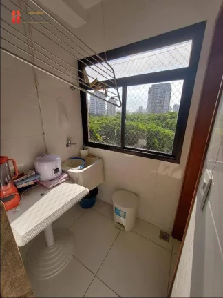 Imagem APARTAMENTO a poucos passos da PRAIA de 2 quartos + DCE à venda na Barra da Tijuca/RJ