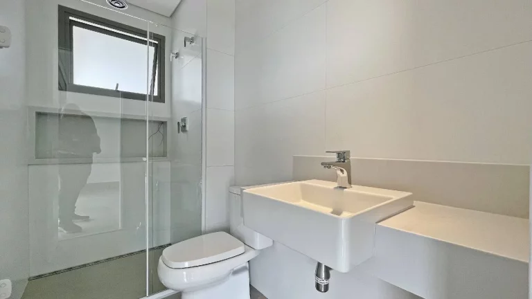 Imagem Oportunidade Única! Apartamento de Luxo na Módulo 07 com Vista Deslumbrante