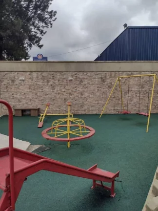 Imagem Apartamento com 2 dormitórios para alugar, 65 m² por R$ 1.200/mês - Vila Luzita - Santo André/SP