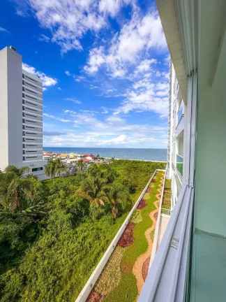 Imagem Apartamento novo com 3 dormitórios e 1 vaga de garagem em Balneário Piçarras