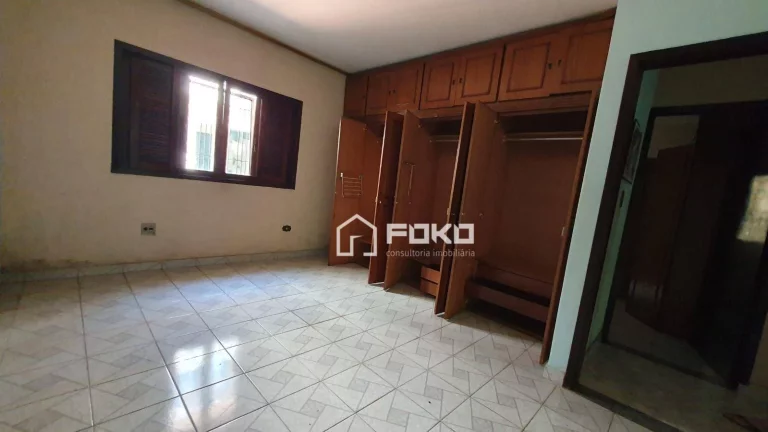 Imagem Casa térrea com 3 dormitórios para alugar, 260 m² por R$ 4.740/mês - Vila Rosália - Guarulhos/SP