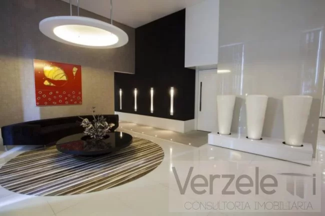 Imagem Apartamento 3 dormitórios para Venda em Balneário Camboriú / SC no bairro Centro