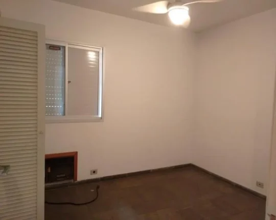 Imagem Apartamento à venda no Guarujá na Praia das Pitangueiras.