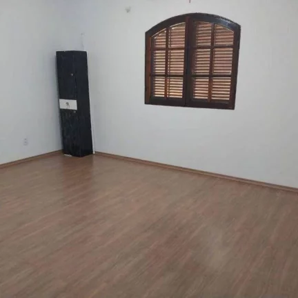 Imagem Sobrado com 3 dormitórios para alugar, 190 m² por R$ 2.814/mês - Parque Marajoara - Santo André/SP