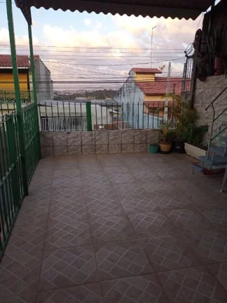 Imagem Casa com 6 dormitórios à venda, 300 m² por R$ 650.000,00 - Cidade Edson - Suzano/SP