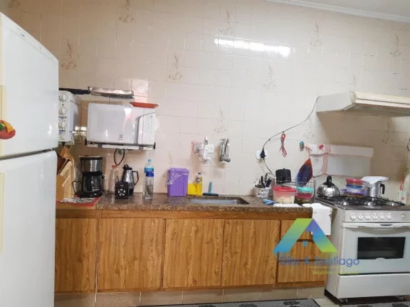 Imagem Sobrado 165 m² com 2 dormitórios, , edicula em cima com imenso quintal tipo varanda