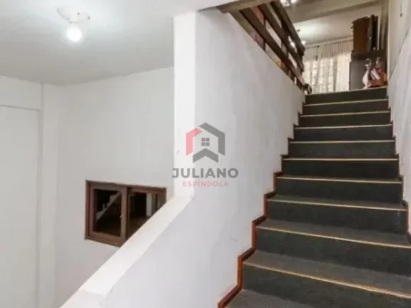 Imagem Casa com 4 Quartos à Venda, 280 m² em Vila Jardim - Porto Alegre