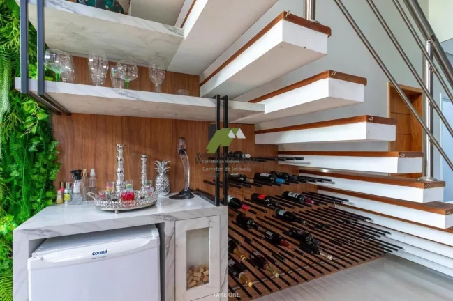 Imagem Lindíssima Casa em Condomínio à venda em Vinhedo/SP