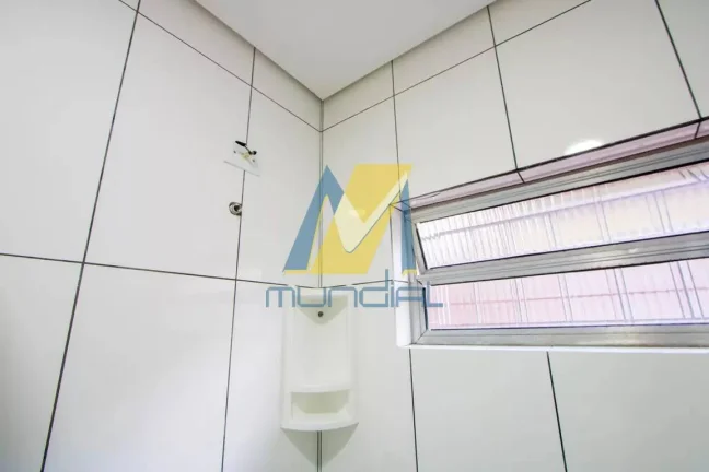Imagem Casa térrea com excelente distribuição e total privacidade