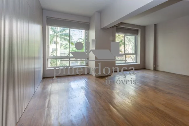 Imagem Apartamento reformado na Rua Sabará com 107m², 2 suítes e 1 vaga.