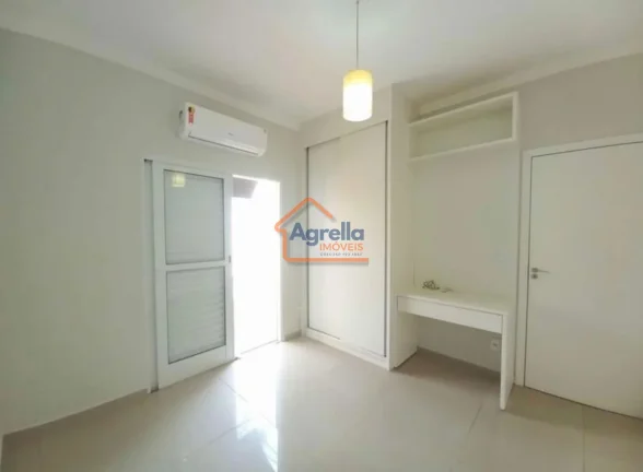 Imagem Casa à venda no bairro CONOMÍNIO JARDIM HÉLIO CRUZ - Mogi Mirim/SP