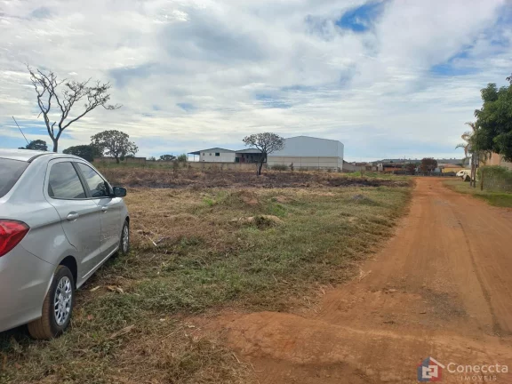 Imagem Terreno à Venda com 3.535 m² no Setor Industrial em Patos de Minas