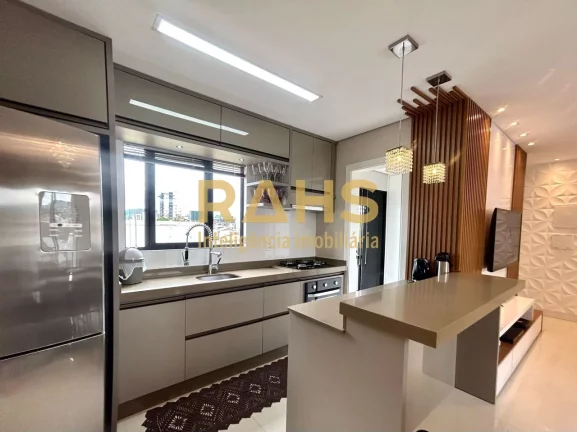 Imagem Ótimo apartamento finamente mobiliado localizado no Saguaçu próximo ao BONJA. Possui 91,96m² pri...