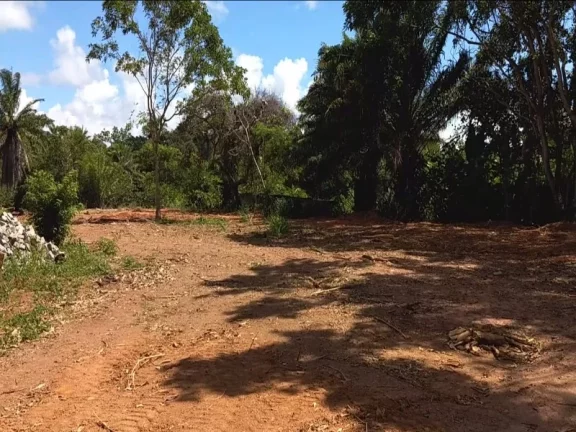 Imagem A 5ª Avenida Imóveis selecionou esse exclusivo lote plano c/ 4.500,00m2 no charmoso CONDOMÍNIO CHÁCARAS DO RIO JOANES - Lauro de Freitas R$850.000,00