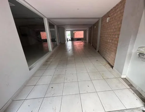 Imagem Prédio Comercial na Água Rasa com 10 Salas