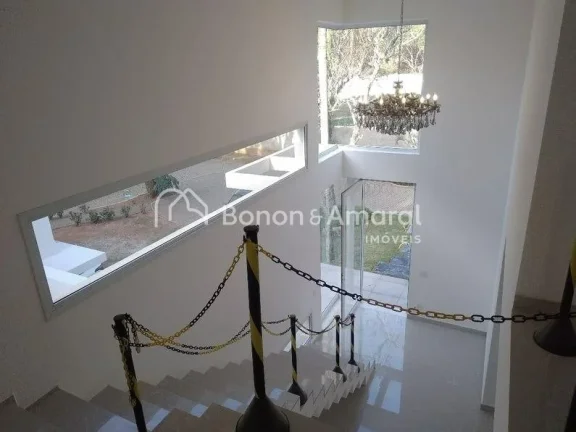 Imagem Residência sofisticada no Lake View

Fotos com ambientes mobiliados meramente ilustrativas.

Este e...
