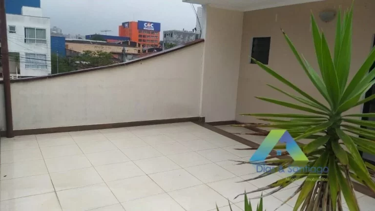 Imagem JARDIM DO MAR Lindo Sobrado 175 metros, 3 dormitórios, espaço gourmet, 2 vagas com ótima localização e valor !!!