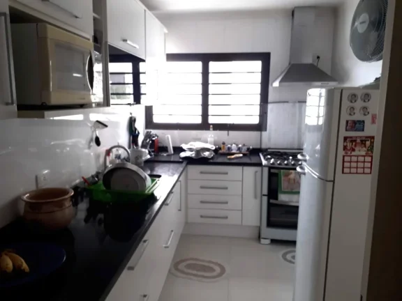 Imagem Apartamento 187M², 3Q, 2 Suítes, 3 Salas, 3 Vagas, Dependência Completa de Serviços, Piscina, Piscina Infantil, Academia, Brinquedoteca, Área Verde.