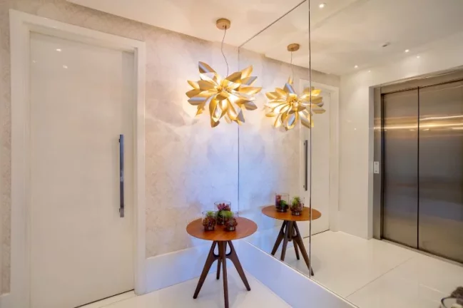 Imagem A 5ª Avenida Imóveis selecionou essa exclusivo apartamento cheio de charme e personalidade no Orizon View Houses - Morro Ipiranga 330,00m² e 05 vagas