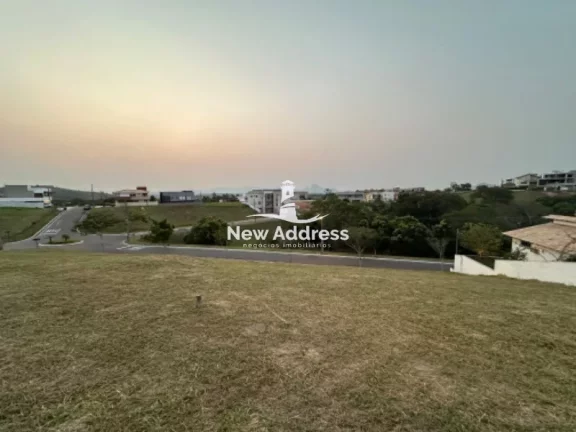 Imagem Terreno de 600m² de frente para o lago do Condomínio Riviera Park