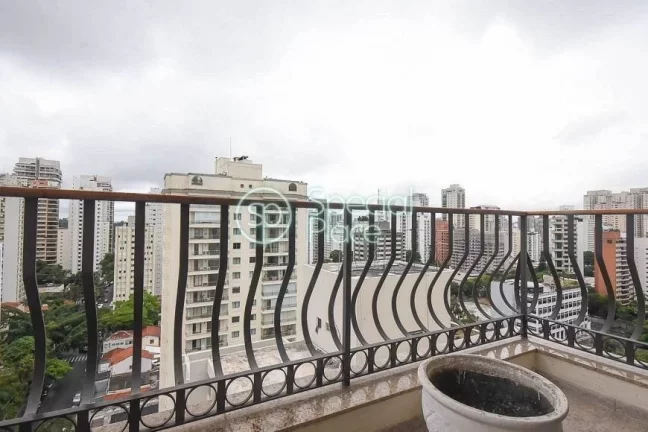 Imagem Ótima cobertura com 257m², Campo Belo, todos os ambientes com varanda e vista! Andar alto, living ...