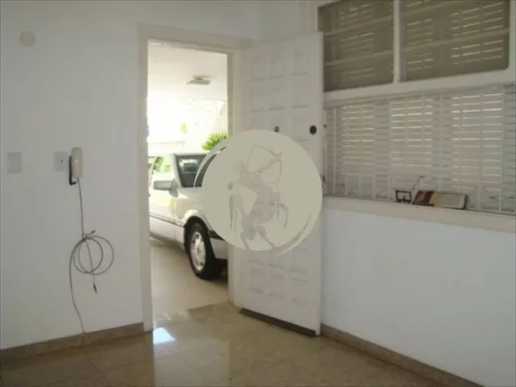 Imagem Sobrado a venda em localização priveligiada!