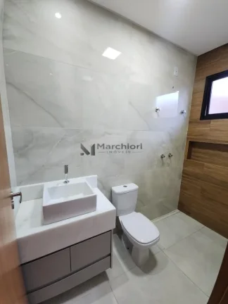 Imagem Casa Térrea Alto Padrão no Portal do Sol Golfe Clube Goiânia
