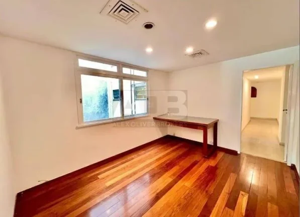 Imagem Apartamento à venda em Botafogo, 4quartos, 2 vagas e 270m2