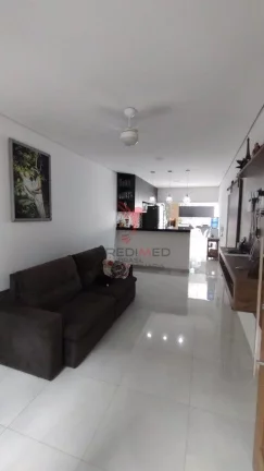 Imagem Casa recente, com quintal, área gourmet, churrasqueira,piscina. Bairro clube dos 500