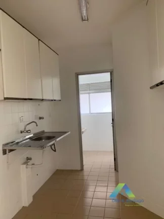 Imagem Apartamento com 3 dormitórios à venda, 63 m² por R$ 895.000,00 - Moema - São Paulo/SP