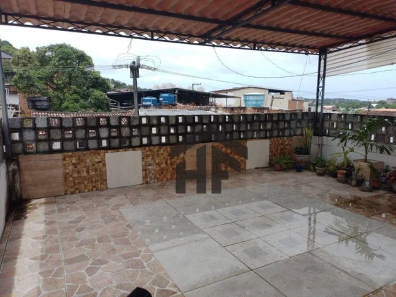 Imagem Casa de 2 andares, com 5 quartos sendo 2 suítes e área para eventos, localizada em Artur Lundgren I, Paulista - PE. À Venda.