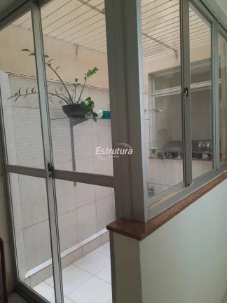 Imagem Apartamento térreo amplo com localização central